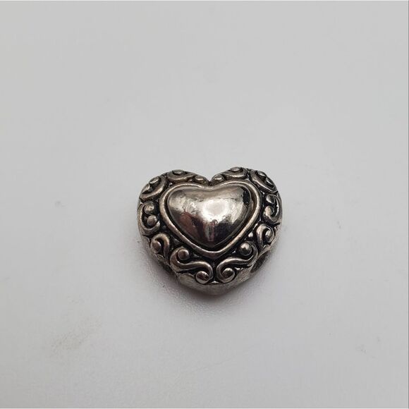 Sterling Victorian rose heart charm pendant‎ - Picture 1 of 2
